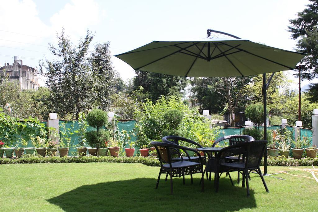 The Royal Court Hotell Nainital Eksteriør bilde